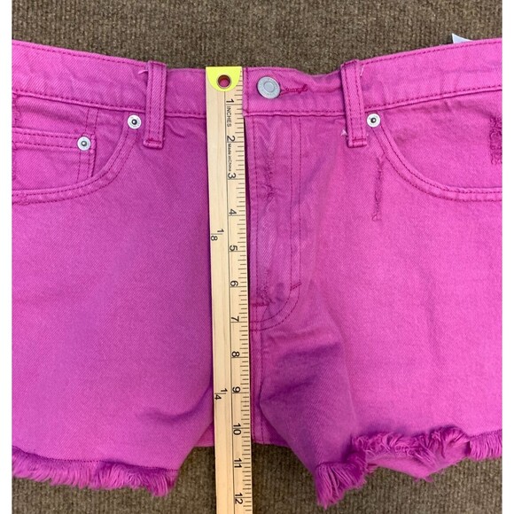 Lucky Brand Shorts Womens 12/31 Mid Rise Cut-Off Pink Denim Beach Pool Summer - Picture 5 of 10